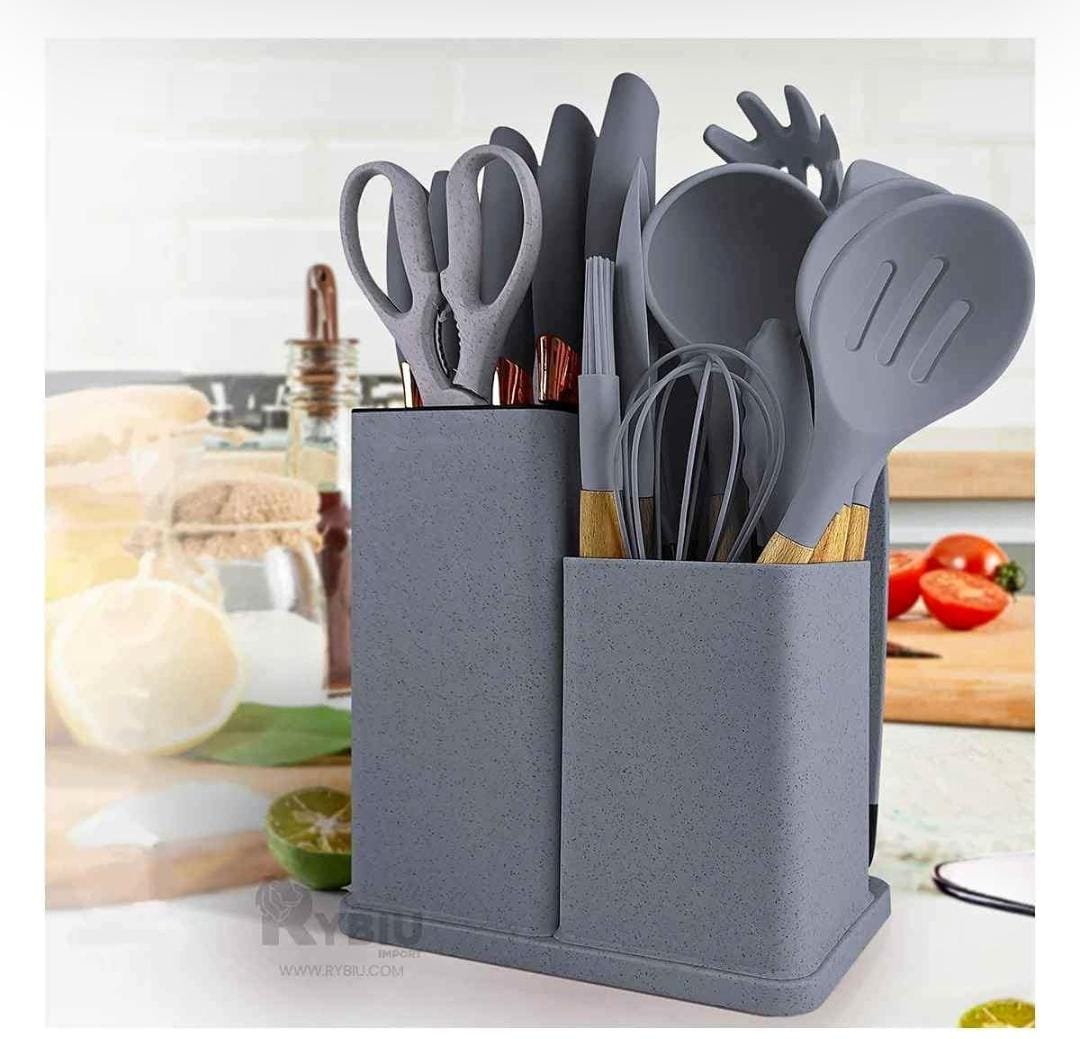 SET DE UTENSILIOS, CUCHILLOS Y TABLA 🥄✂️🔪